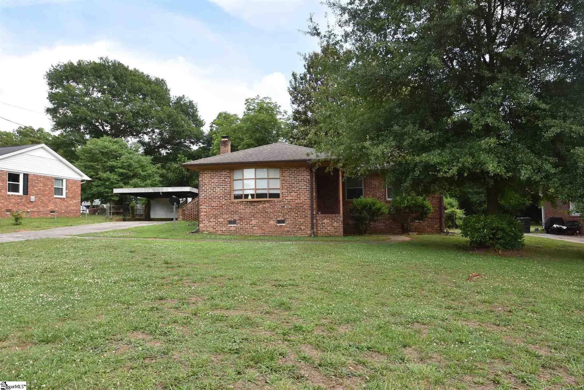 8 Fleetwood Drive