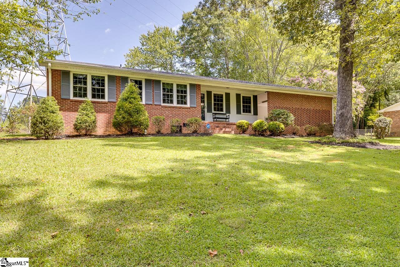 126 Cherokee Road