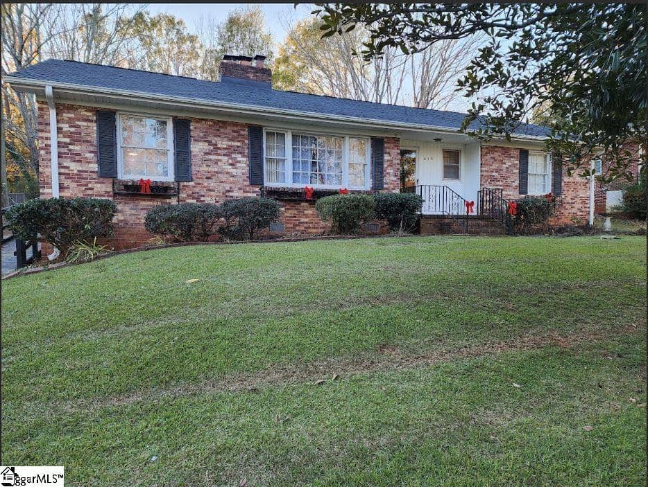210 Fleetwood Drive