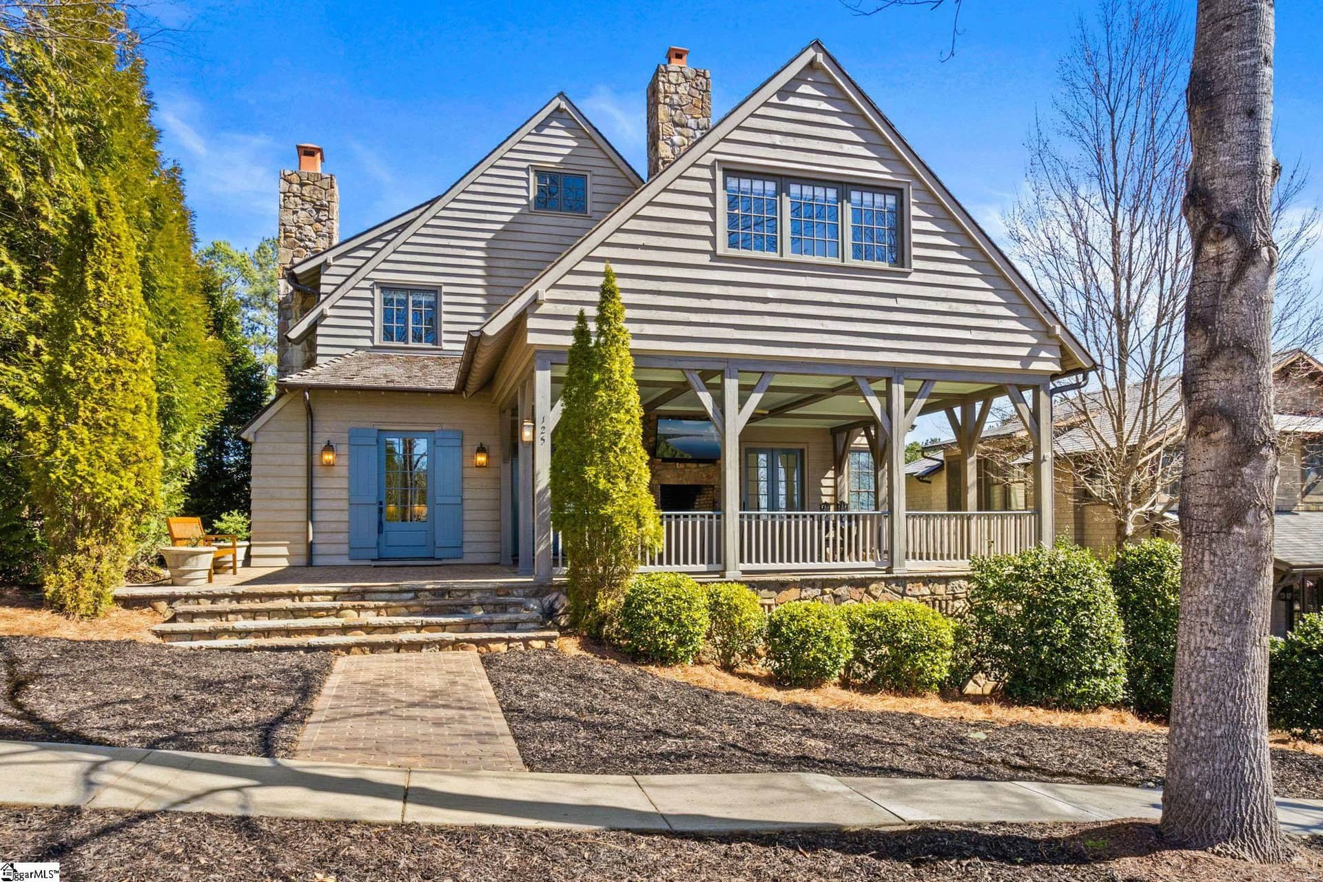 125 N Lawn Drive