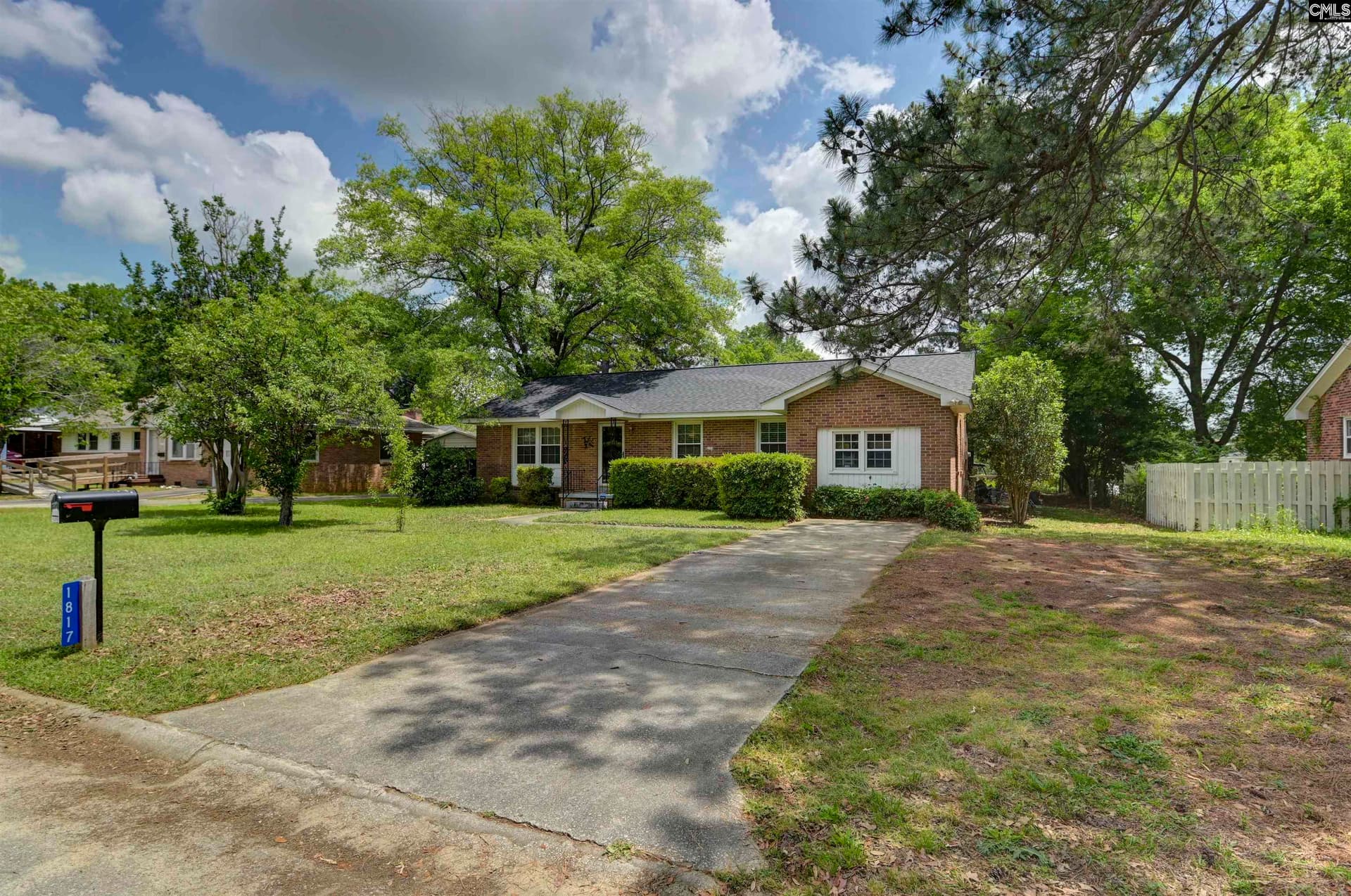 Property image 2 at 1817 Chadsworth Drive, Cayce, SC 29033