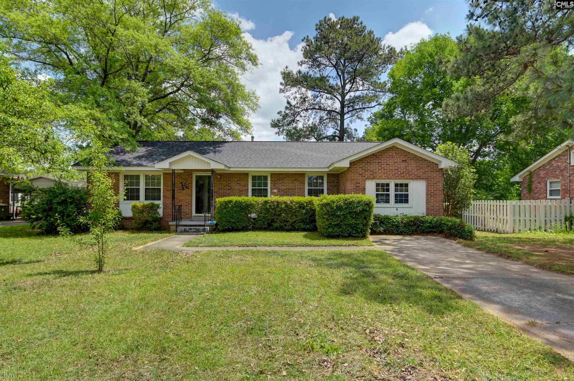 Property image 3 at 1817 Chadsworth Drive, Cayce, SC 29033