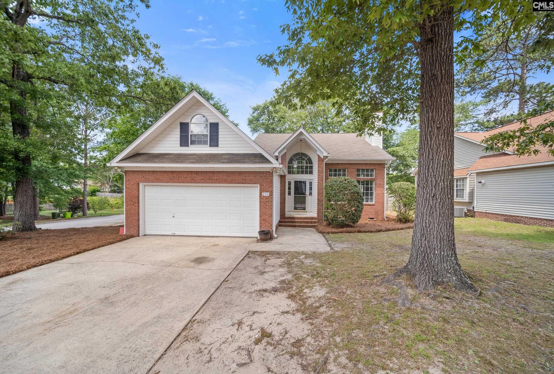 Brookstone, Columbia Community