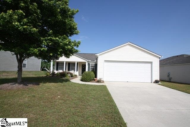 Property image 1 at 107 Willow Bend Drive, Taylors, SC 29687