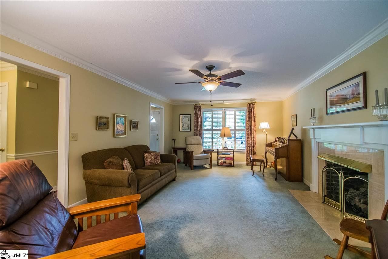 Property image 5 at 12 Sawgrass Court, Greenville, SC 29609