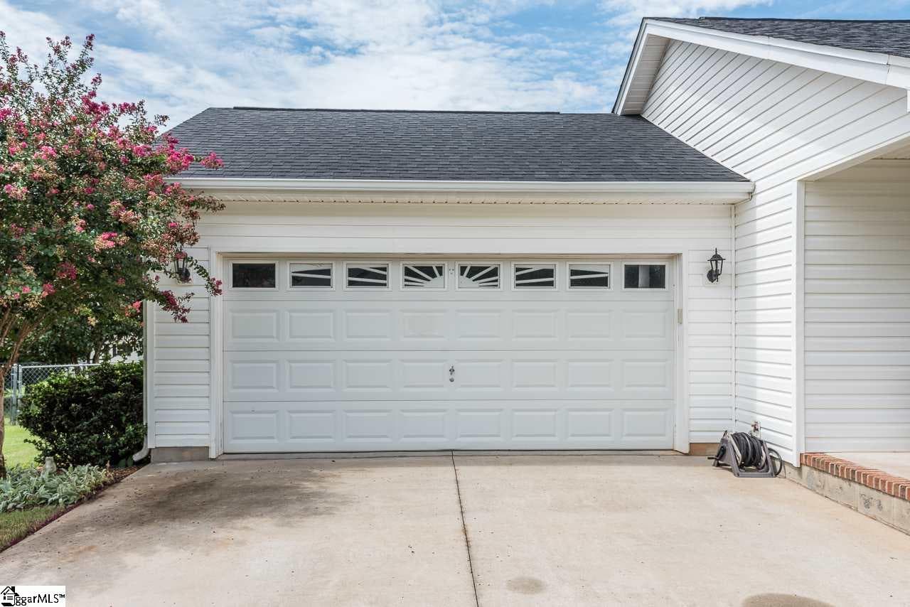 Property image 4 at 133 High Meadows Lane, Greer, SC 29651