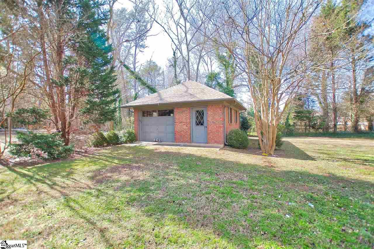 Property image 5 at 102 Thornhill Drive, Spartanburg, SC 29301