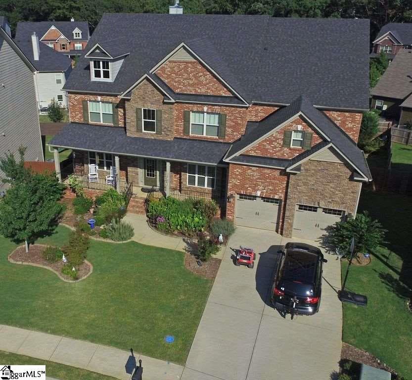 Property image 1 at 31 Rockhampton Drive, Greenville, SC 29607