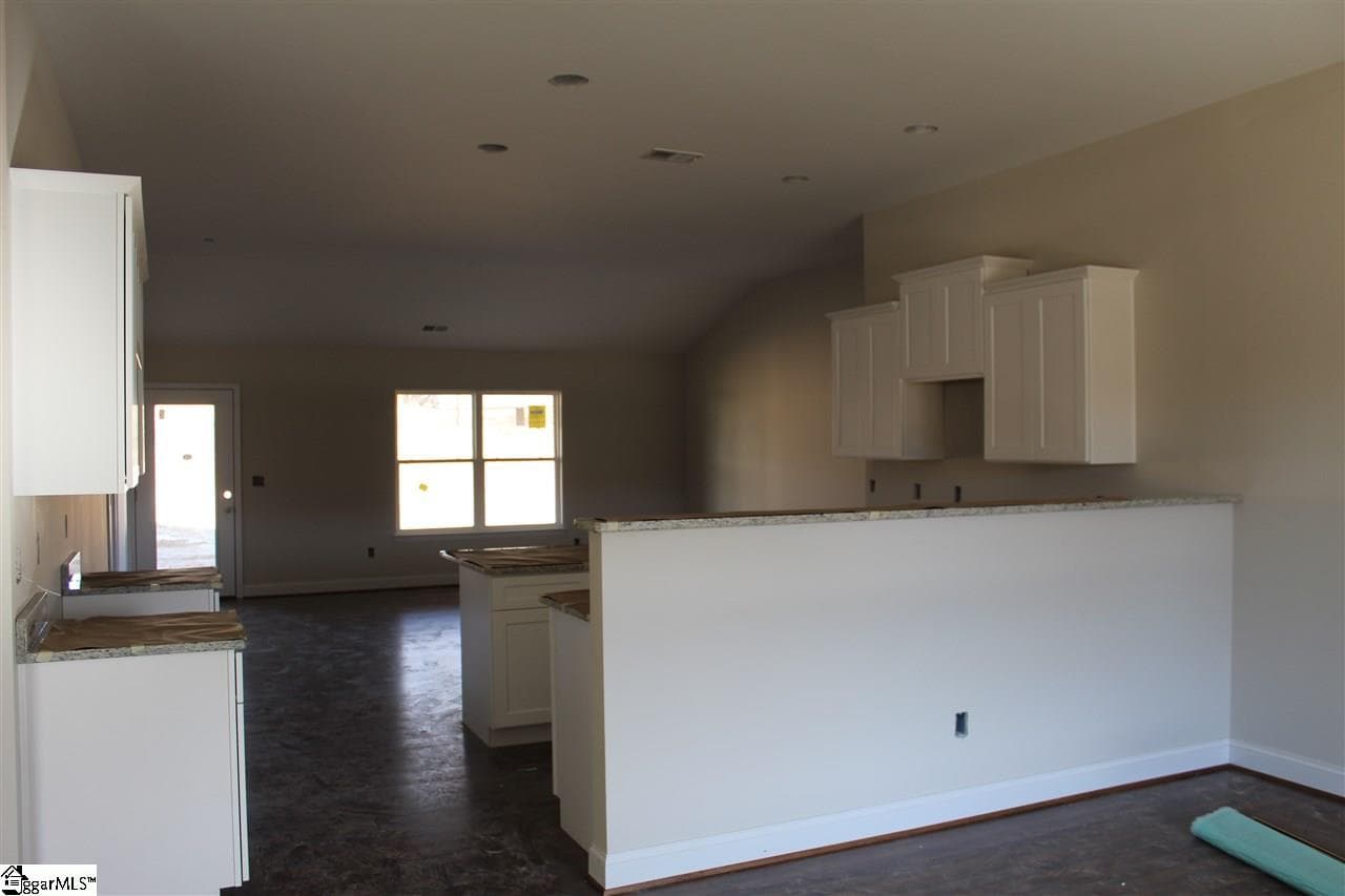 Property image 3 at 848 W Keepsake Lane, Inman, SC 29349
