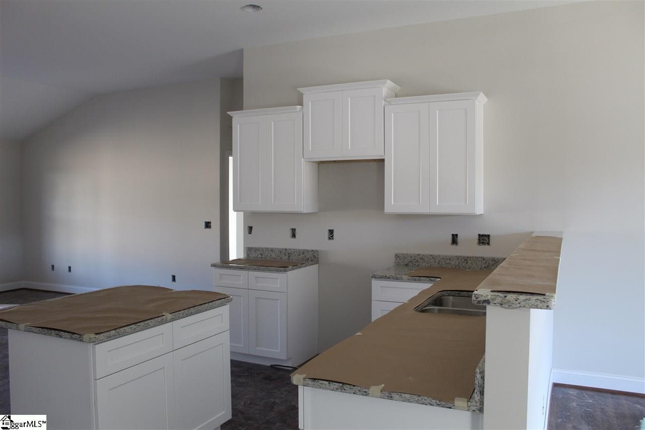Property image 5 at 848 W Keepsake Lane, Inman, SC 29349