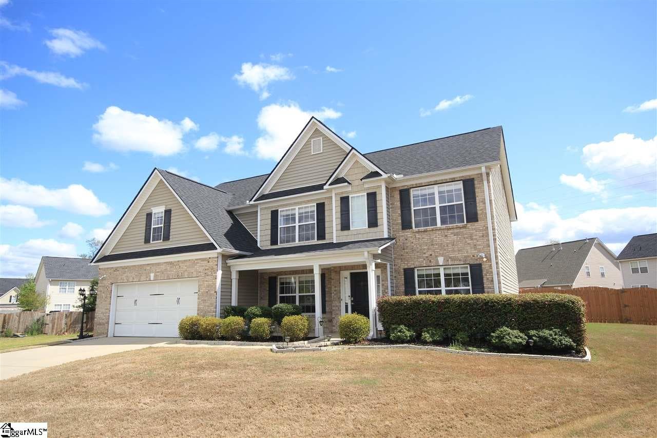 Property image 2 at 10 Candyce Court, Simpsonville, SC 29680