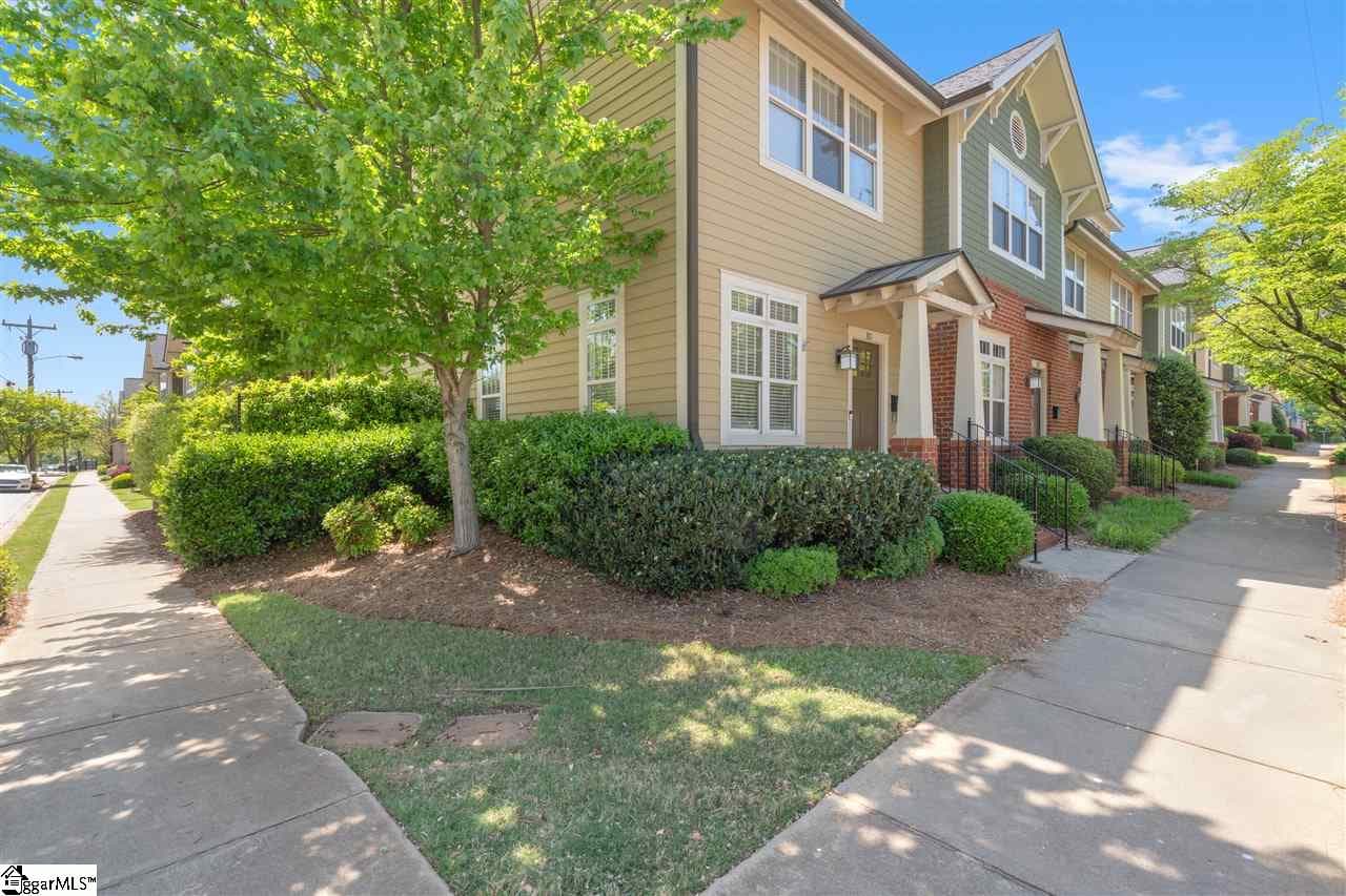 Property image 2 at 301 Arlington Avenue, Greenville, SC 29601