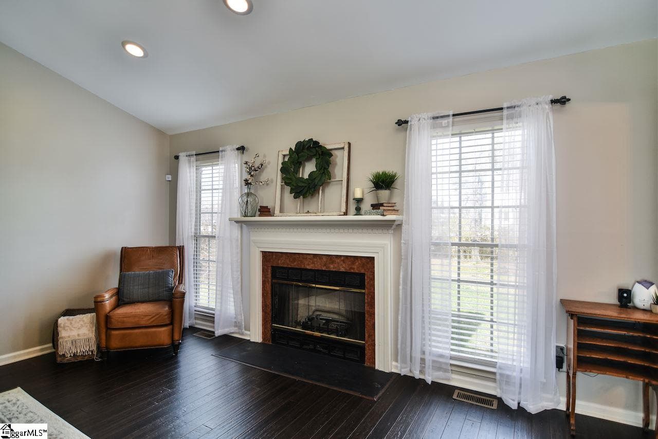 Property image 4 at 109 Castlegate Court, Simpsonville, SC 29681