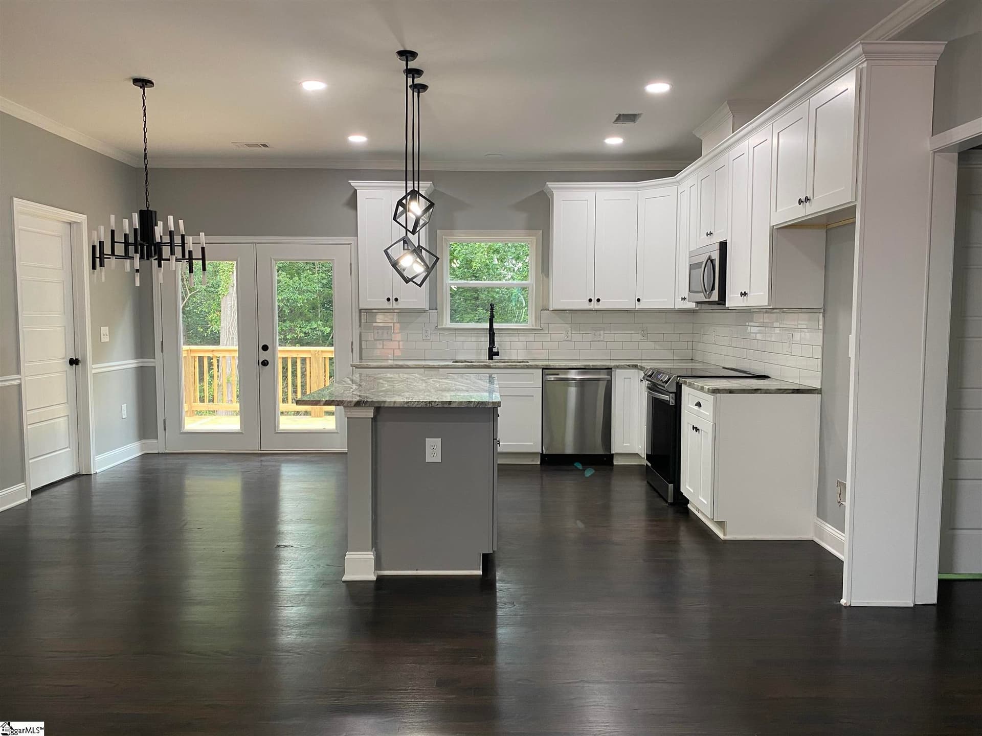 Property image 3 at 219 Fleetwood Drive, Greenville, SC 29605