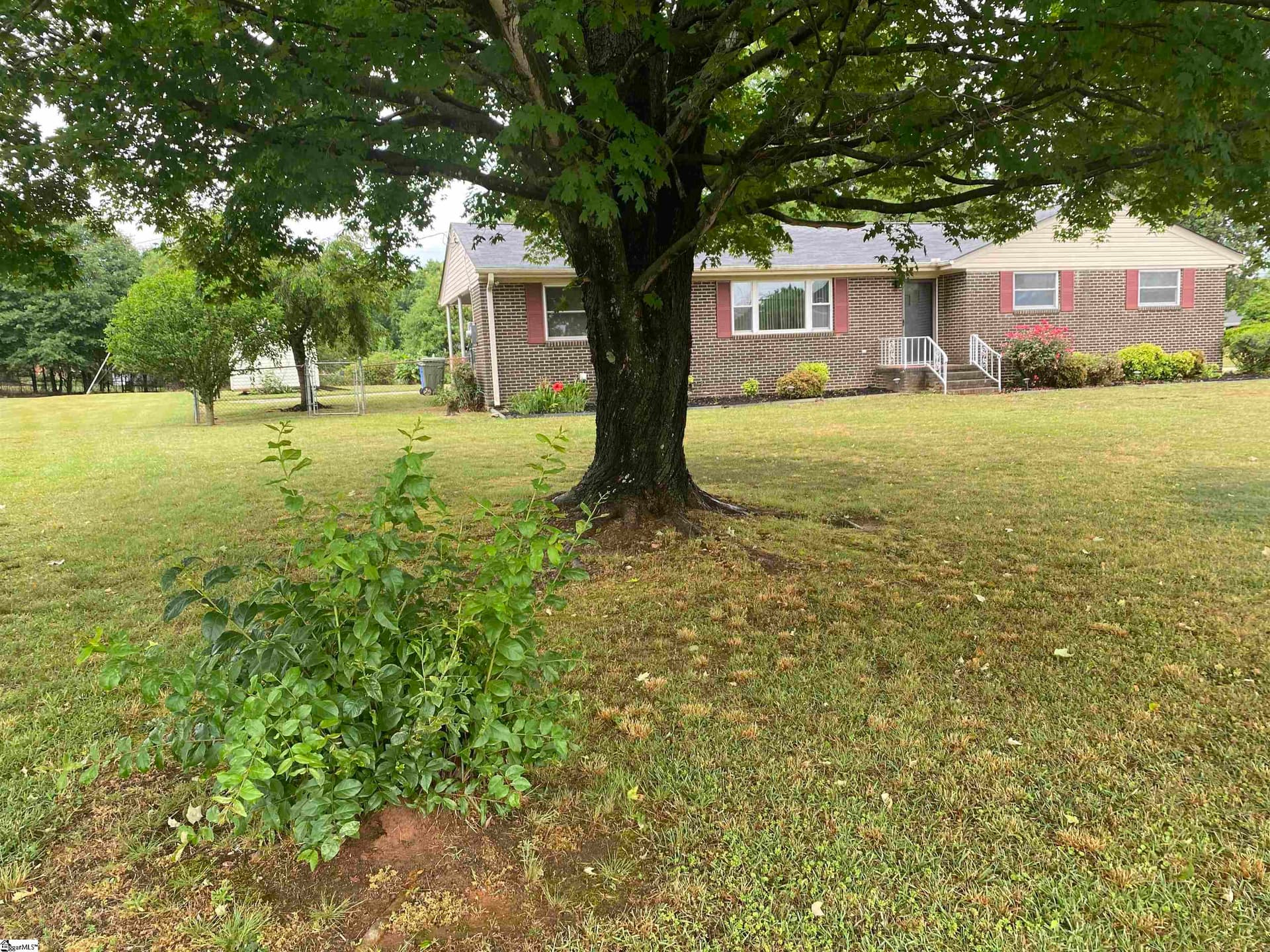 Property image 2 at 105 Bethel Road, Simpsonville, SC 29681