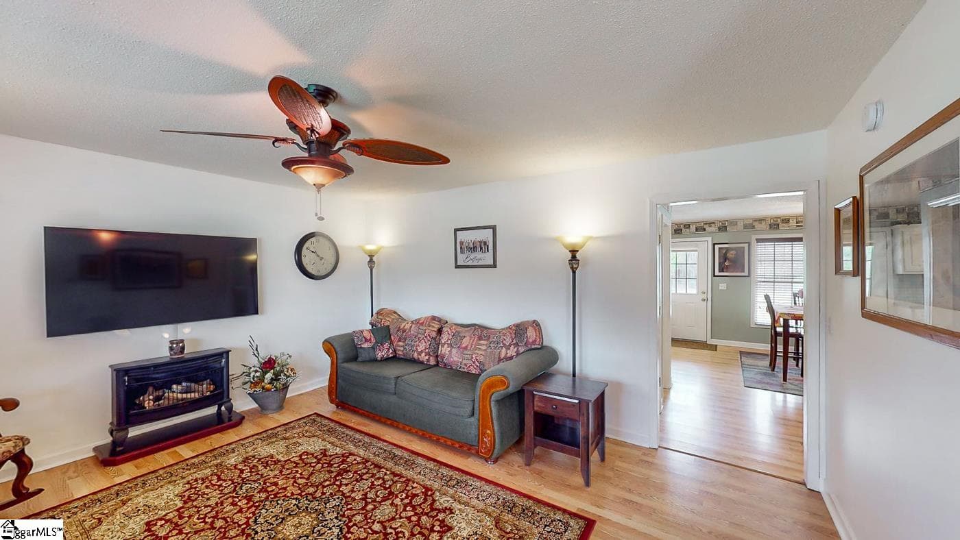 Property image 4 at 202 Shady Pines Court, Fountain Inn, SC 29644