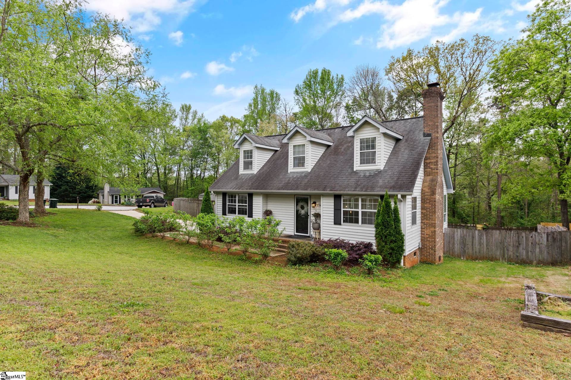 Property image 4 at 2 Twisted Oak Court, Taylors, SC 29687