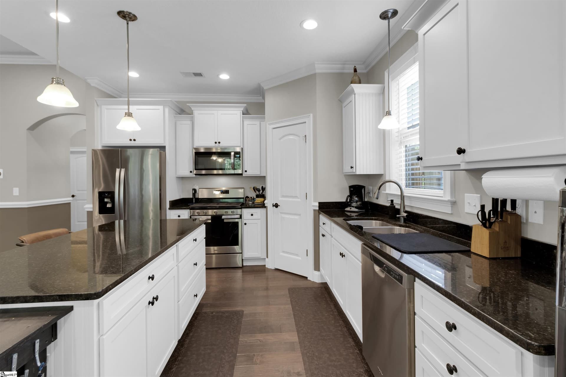 Property image 3 at 405 S Ackworth Lane, Spartanburg, SC 29301