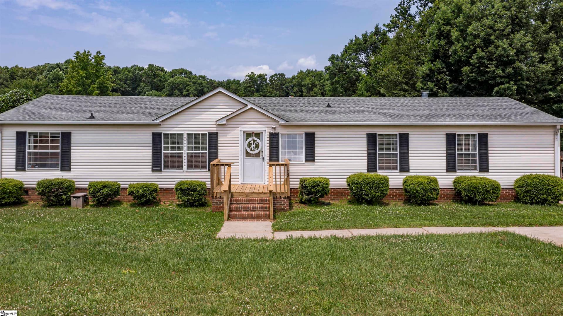 Property image 1 at 105 Ironwood Road, Simpsonville, SC 29681