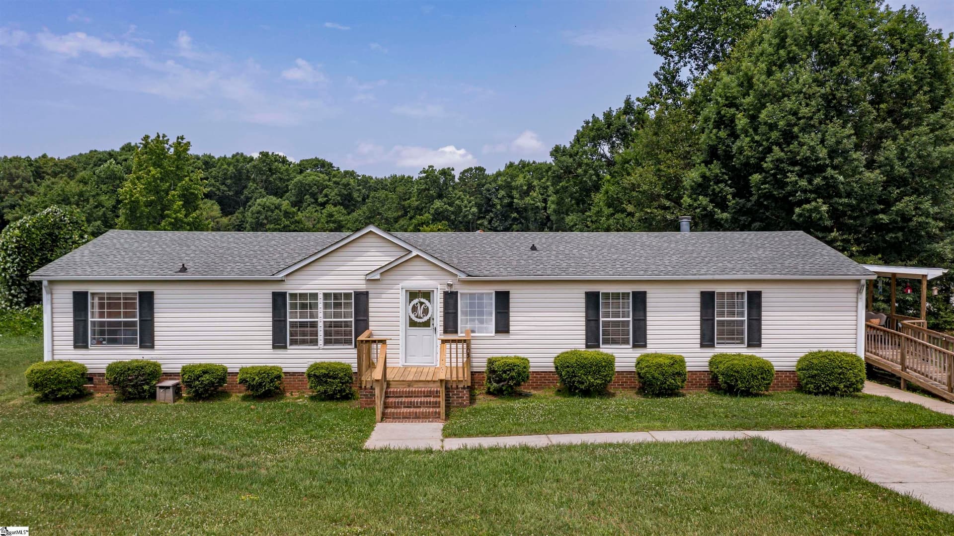 Property image 2 at 105 Ironwood Road, Simpsonville, SC 29681