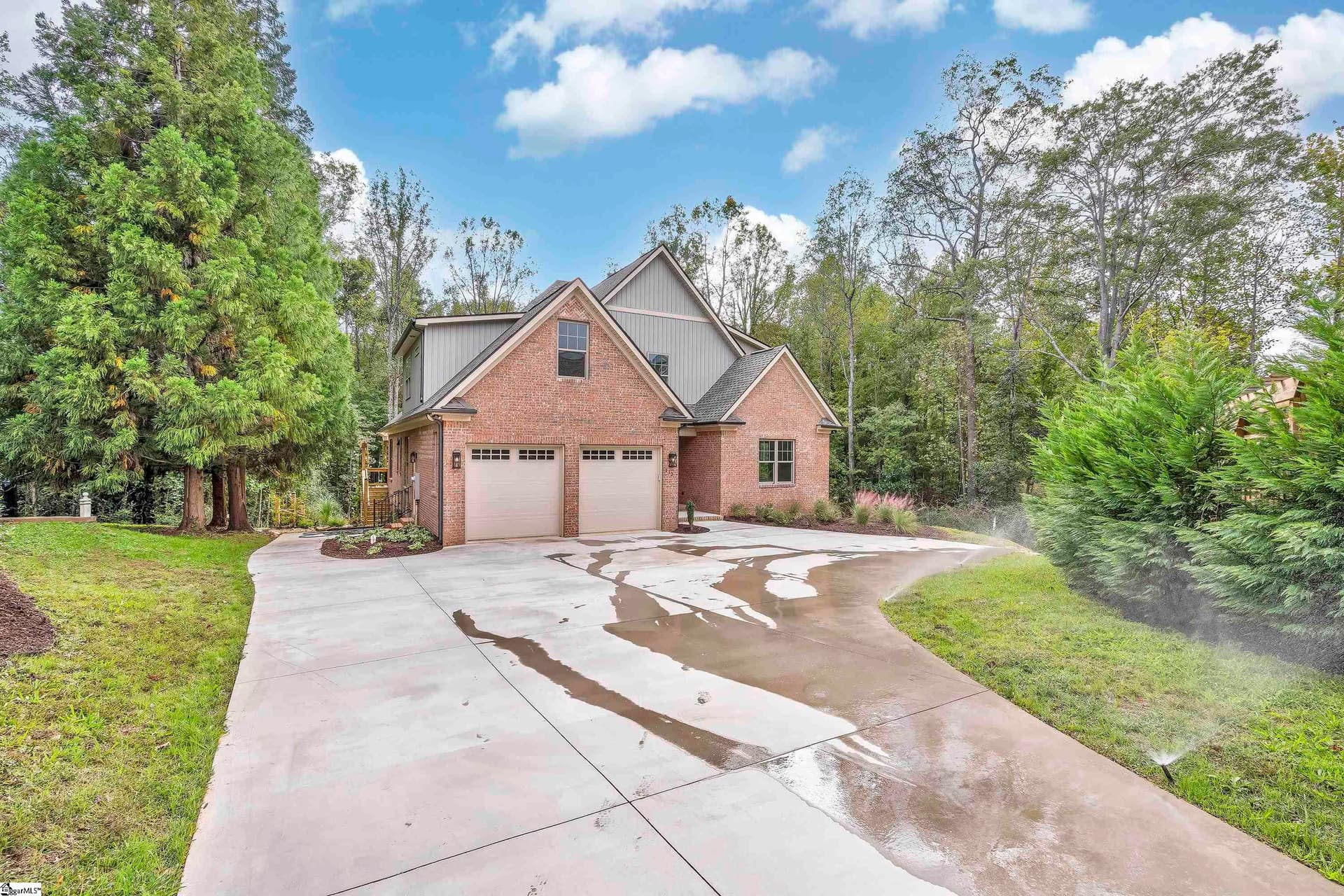 Property image 1 at 112 S Bennington Drive, Spartanburg, SC 29307