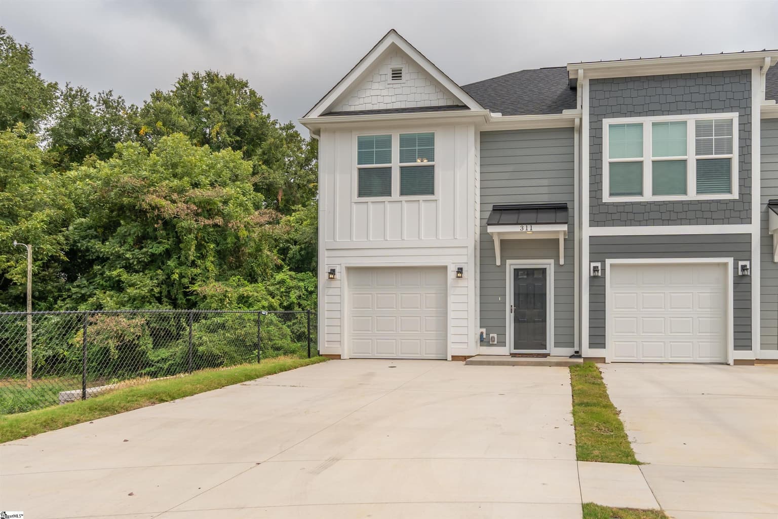 East Fairview Townhomes