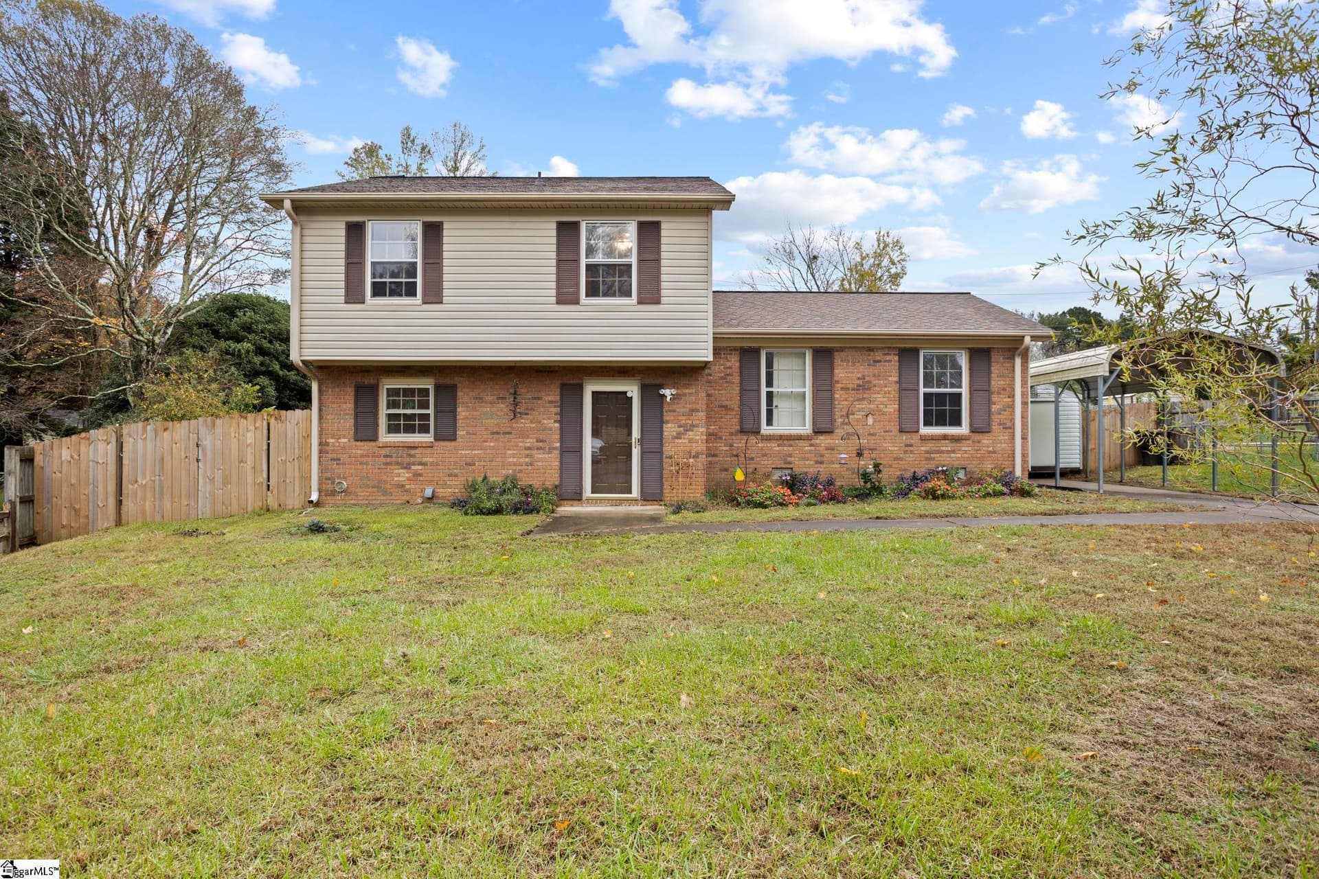 Property image 1 at 108 Beaverdale Court, Simpsonville, SC 29681-2101