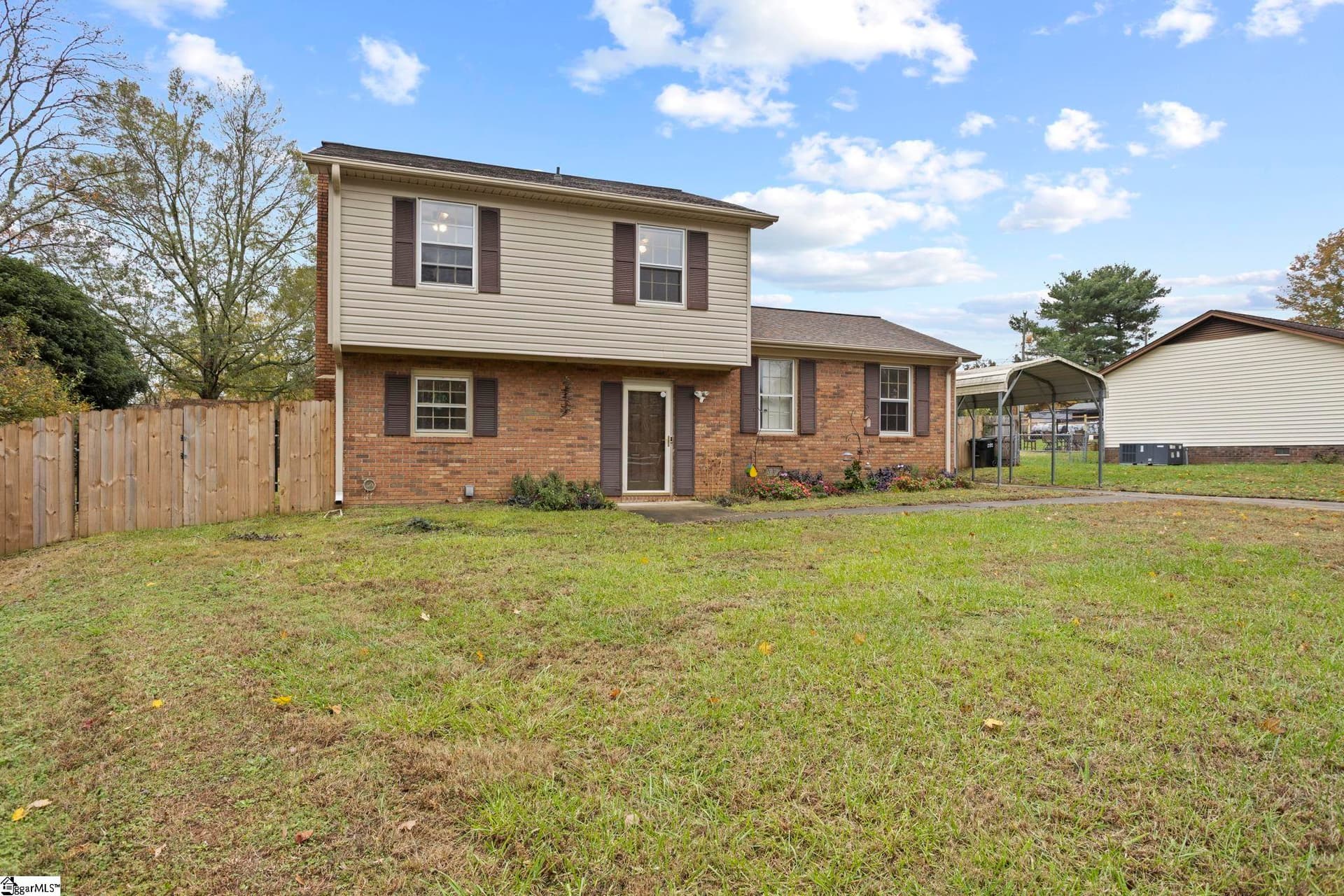 Property image 2 at 108 Beaverdale Court, Simpsonville, SC 29681-2101