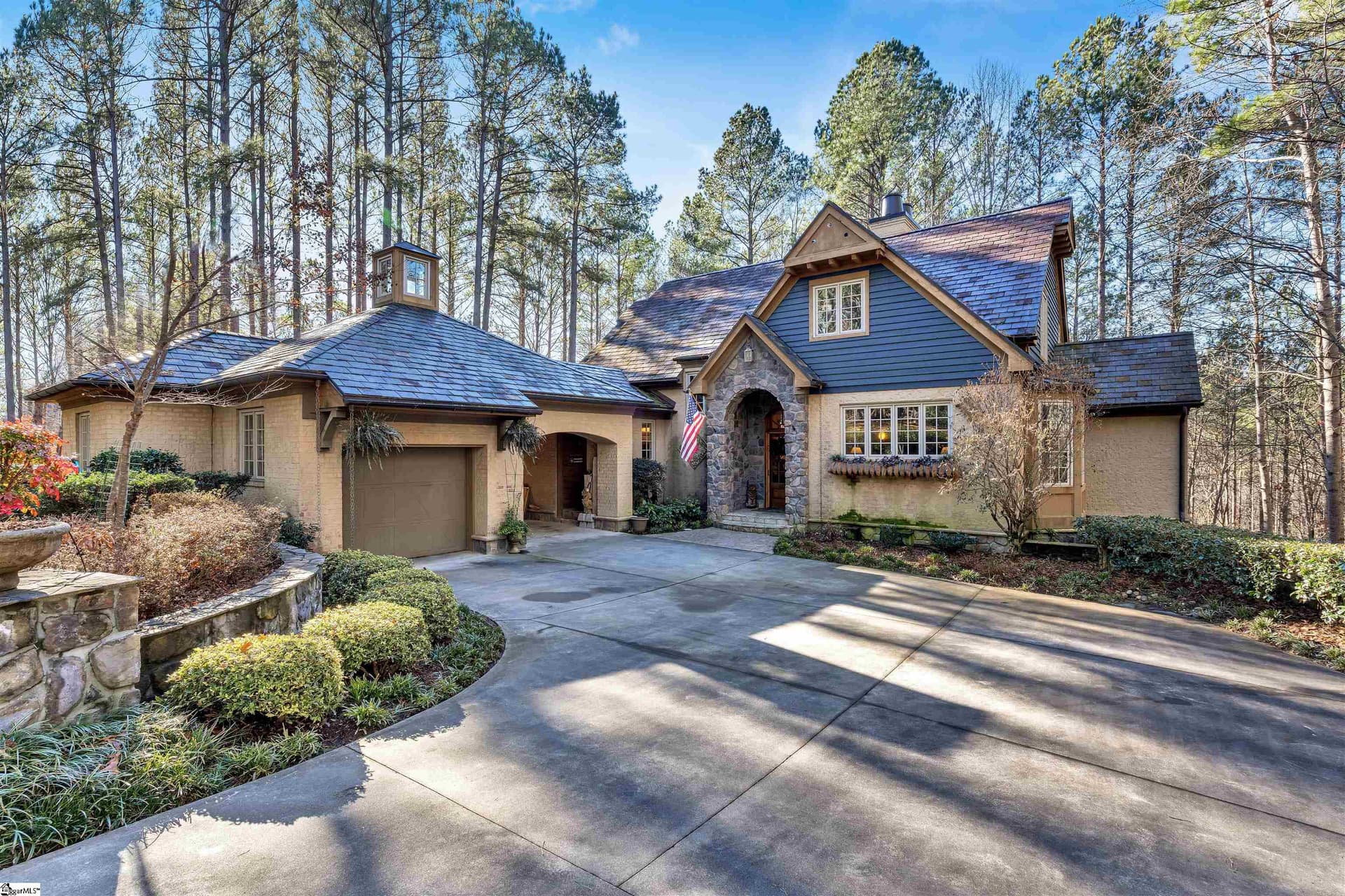 311 Top Ridge