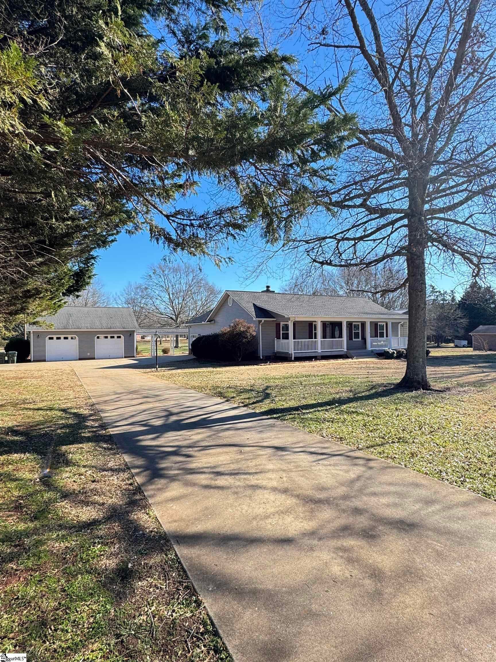 Property image 1 at 1111 Ballenger Road, Inman, SC 29349