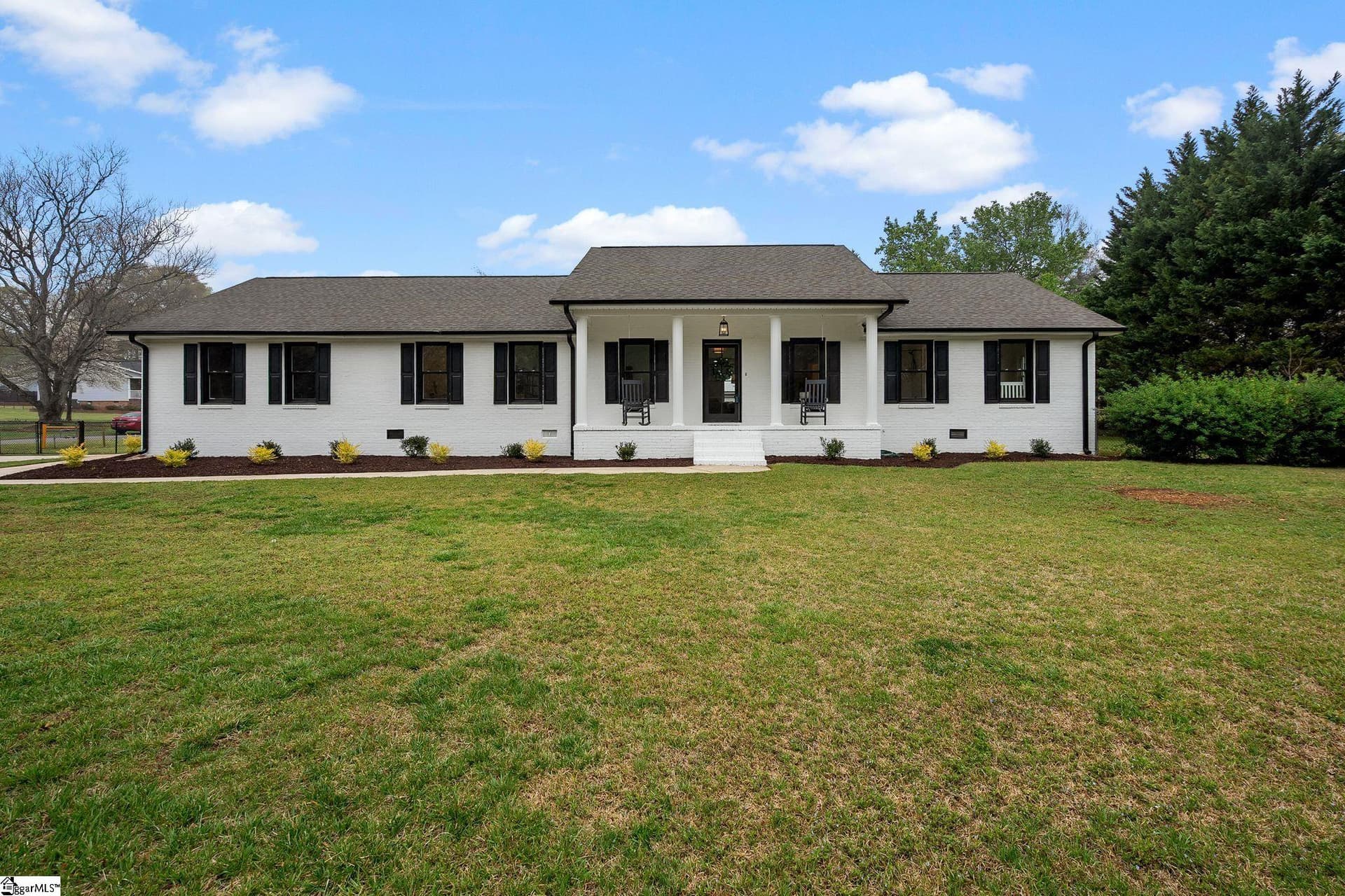 Galerie Place, Easley Community