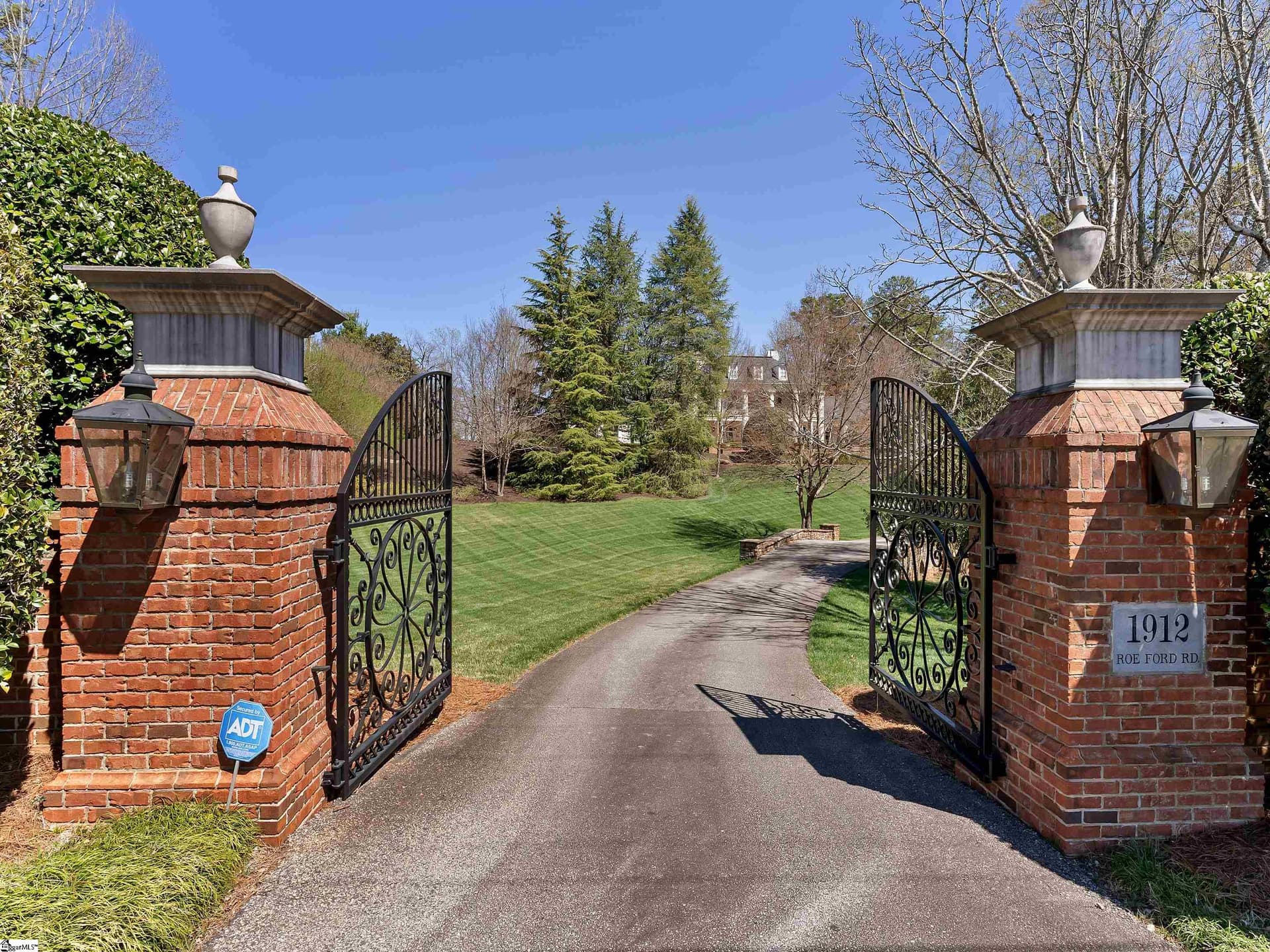 Green Valley, Greenville Community