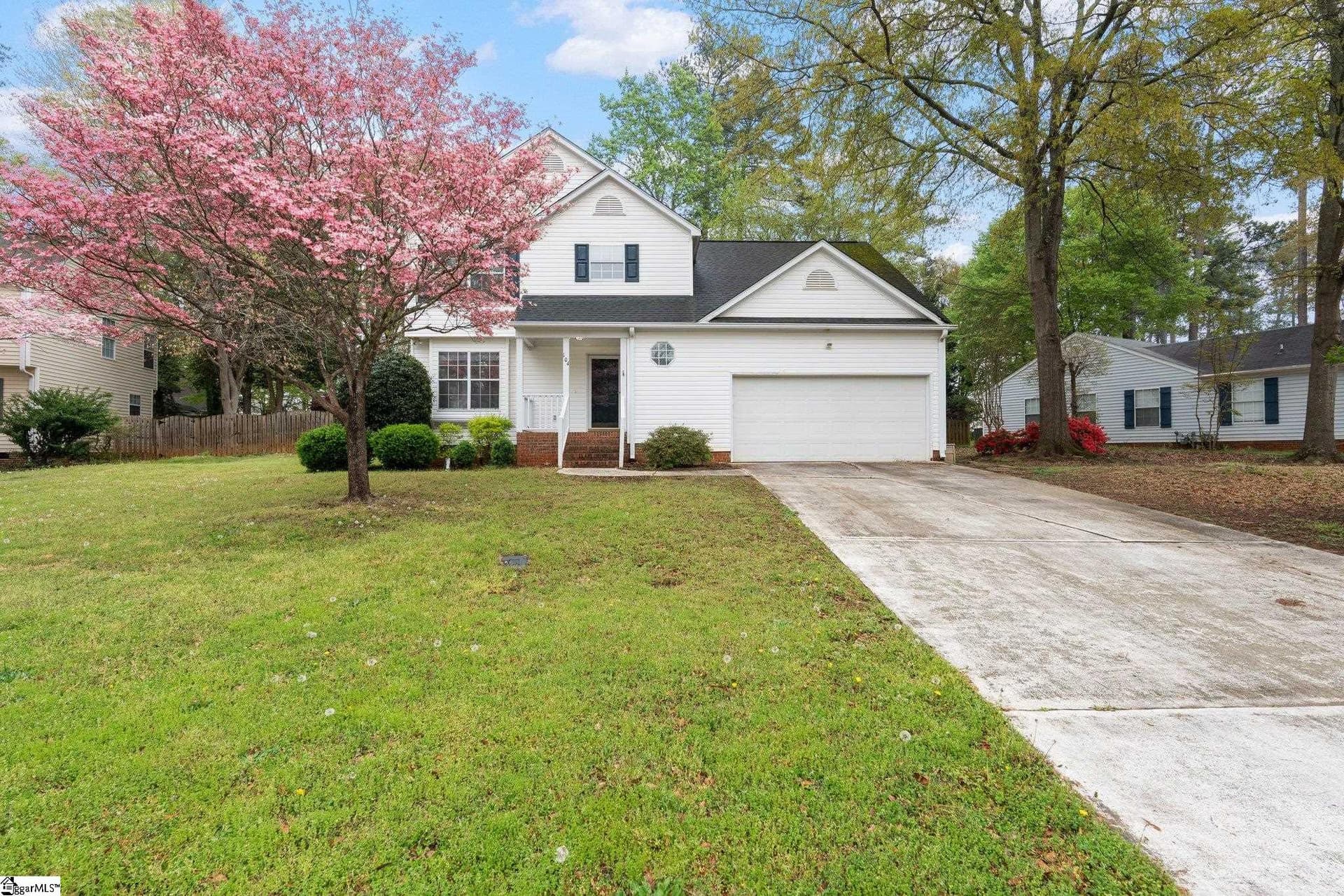 Gresham Woods, Simpsonville Community