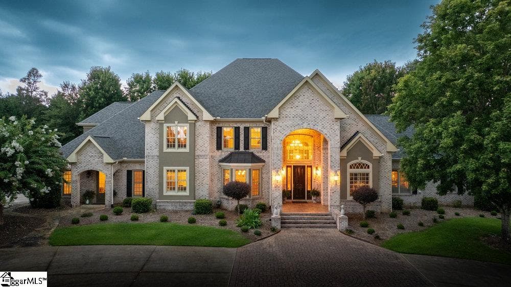 Mountain View Valley, Greer Community