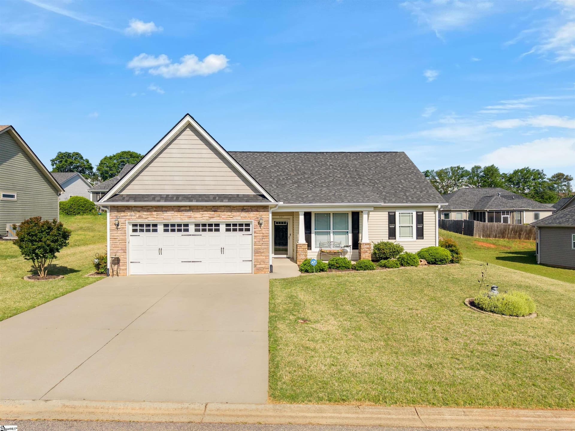 Blythwood, Piedmont Community