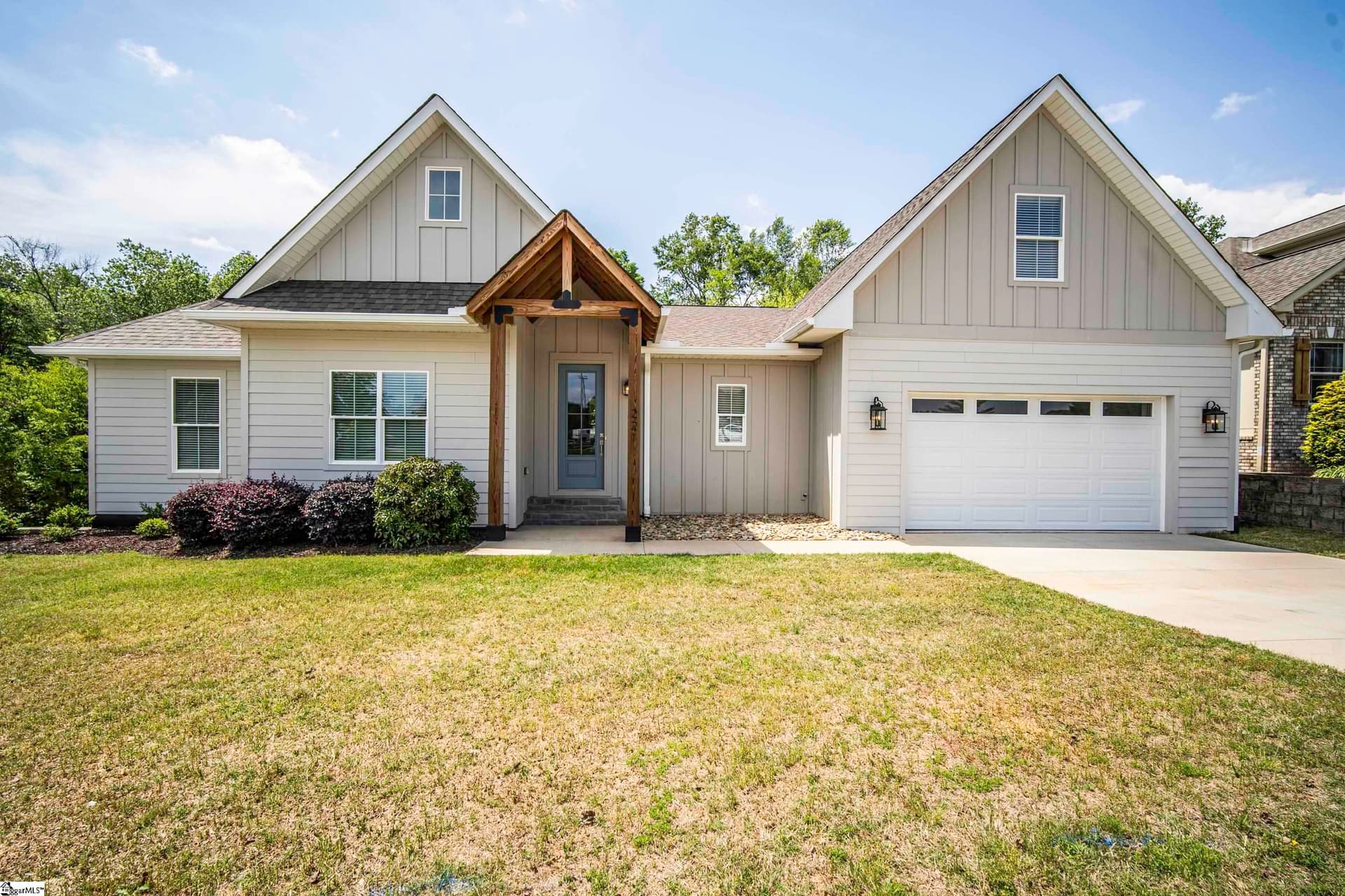 Property image 1 at 221 Wood River Way, Taylors, SC 29687