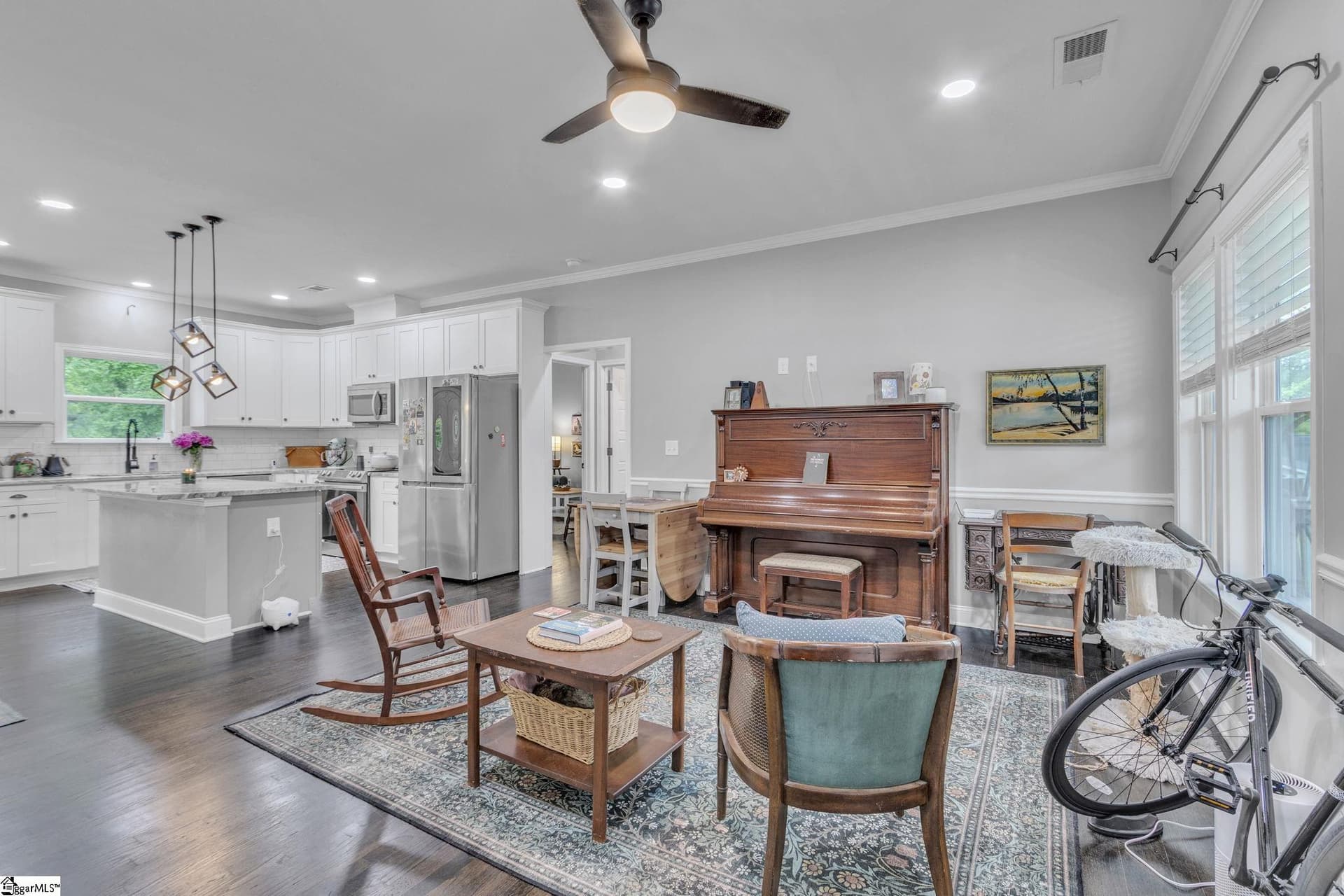 Property image 3 at 219 Fleetwood Drive, Greenville, SC 29605