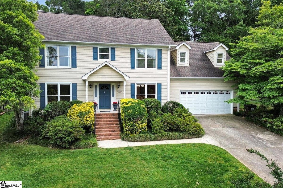 111 Golf View Lane