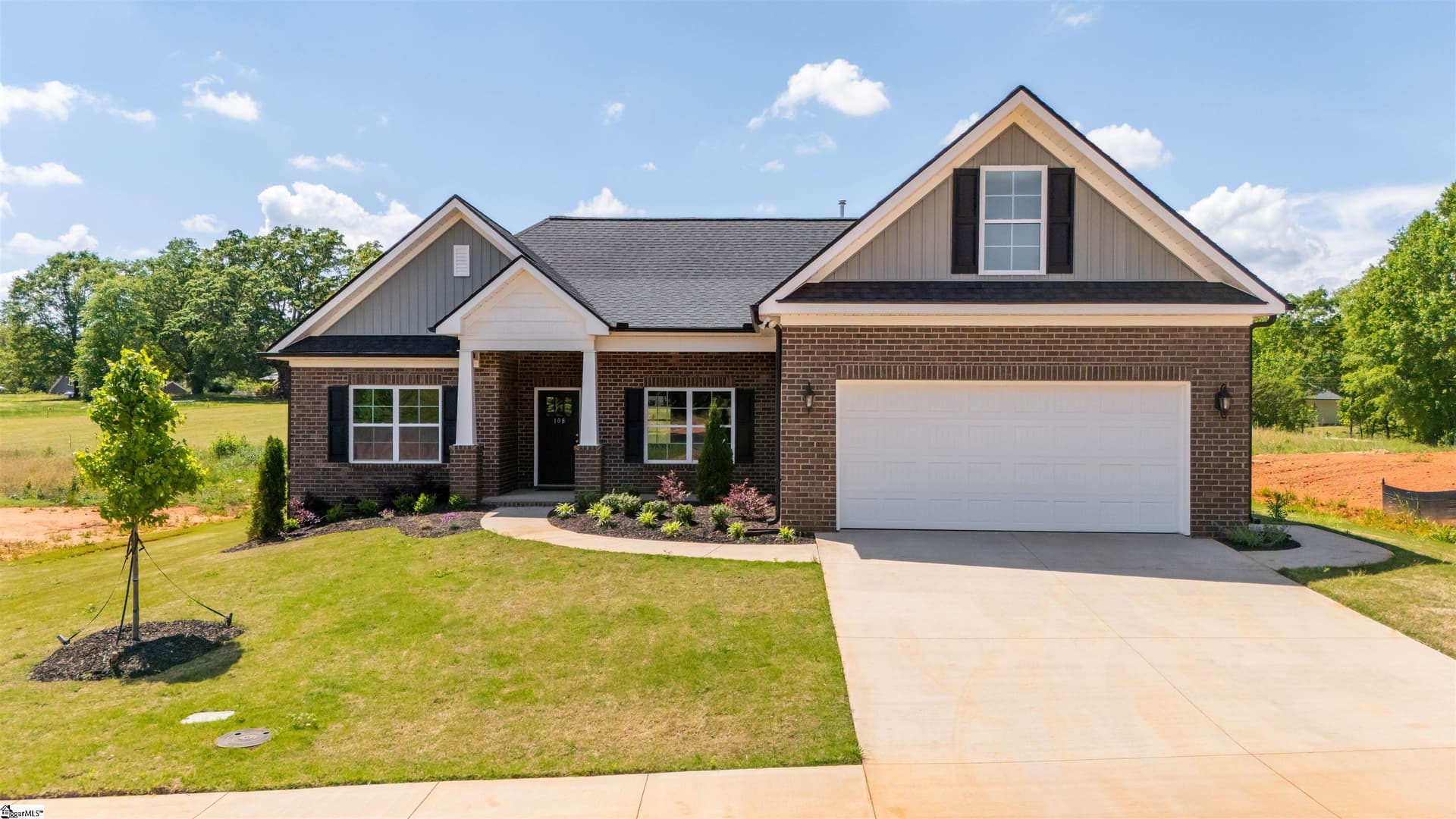 Property image 1 at 108 Willett Trail, Taylors, SC 29687