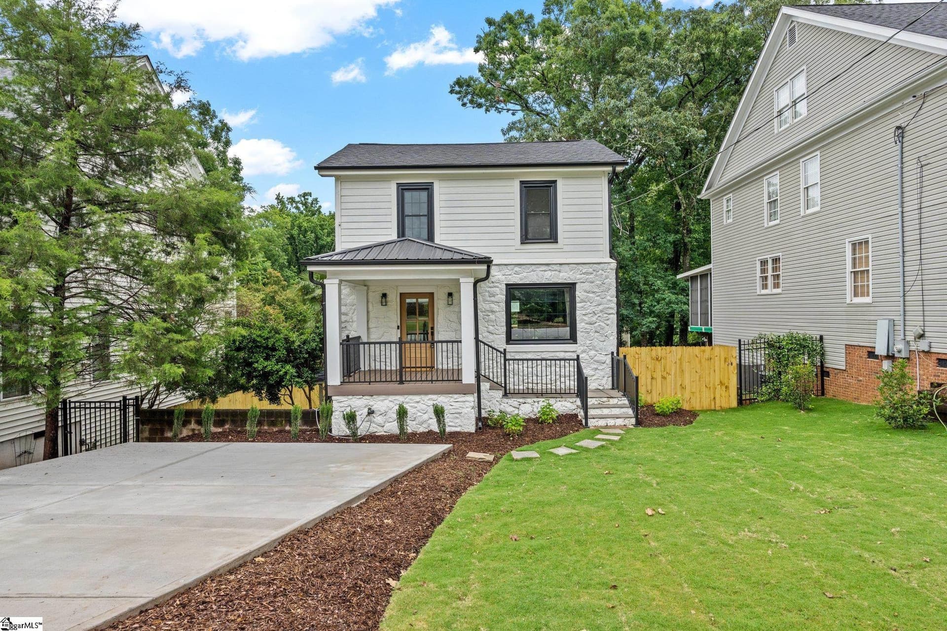 Property image 1 at 28 Douglas Drive, Greenville, SC 29605