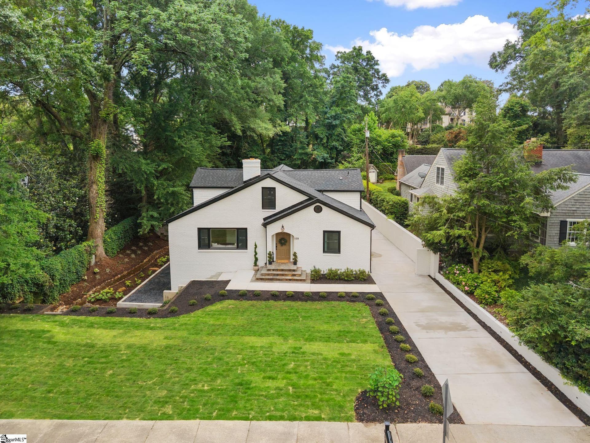 Property image 2 at 118 Tindal Avenue, Greenville, SC 29605