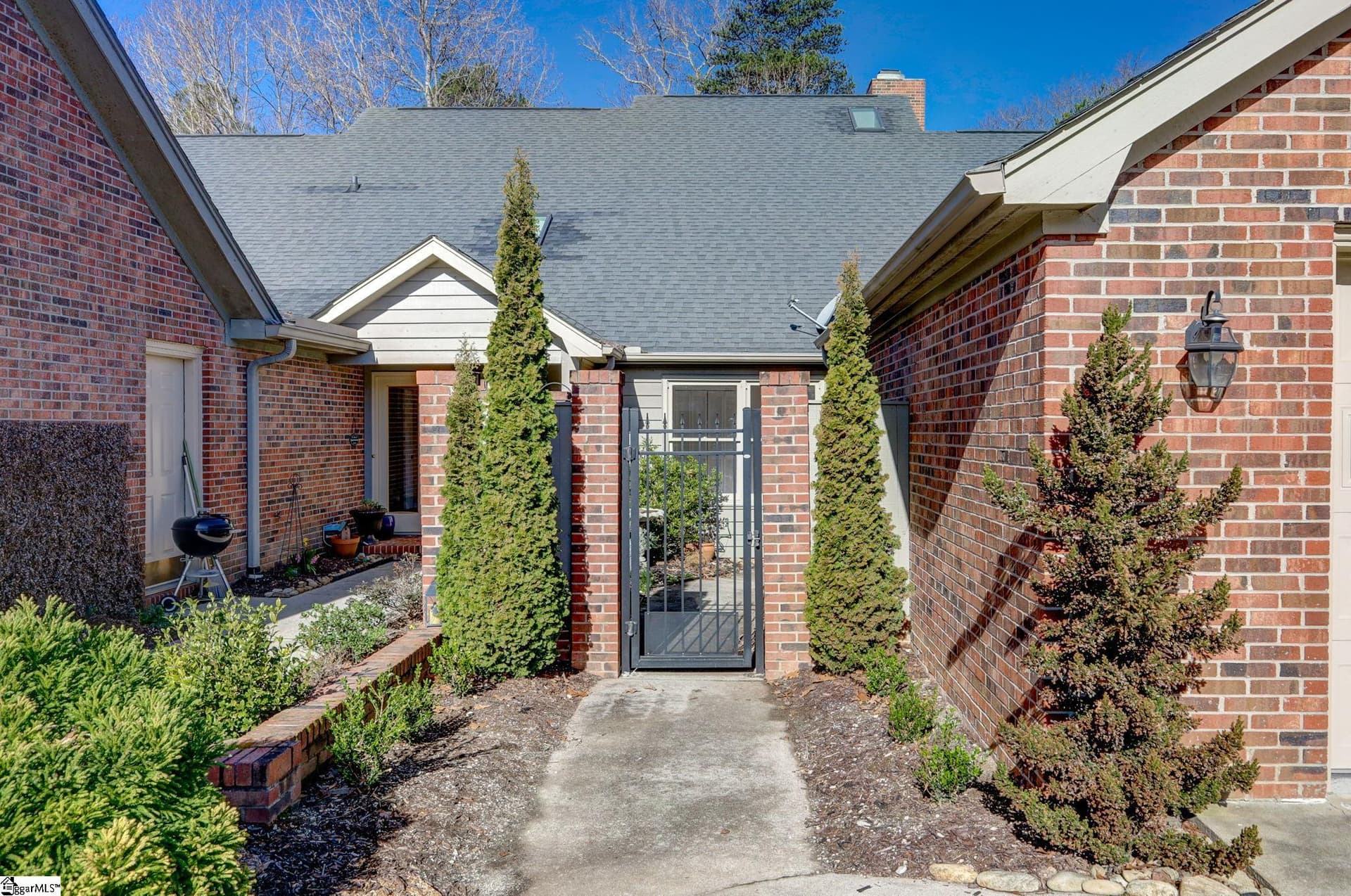 Property image 1 at 409 Hunters Circle, Greenville, SC 29617