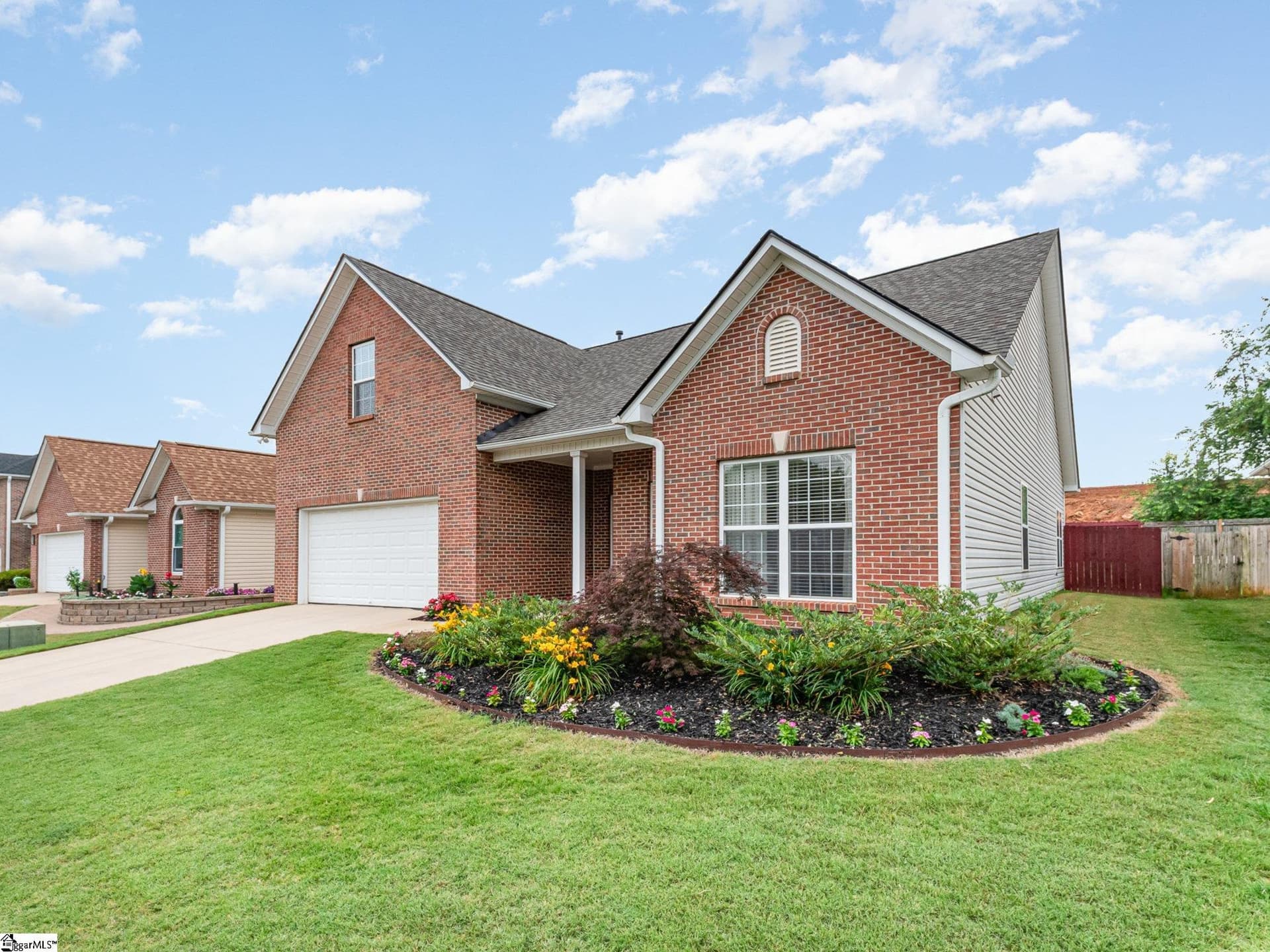 Property image 2 at 438 Melbourne Lane, Spartanburg, SC 29301