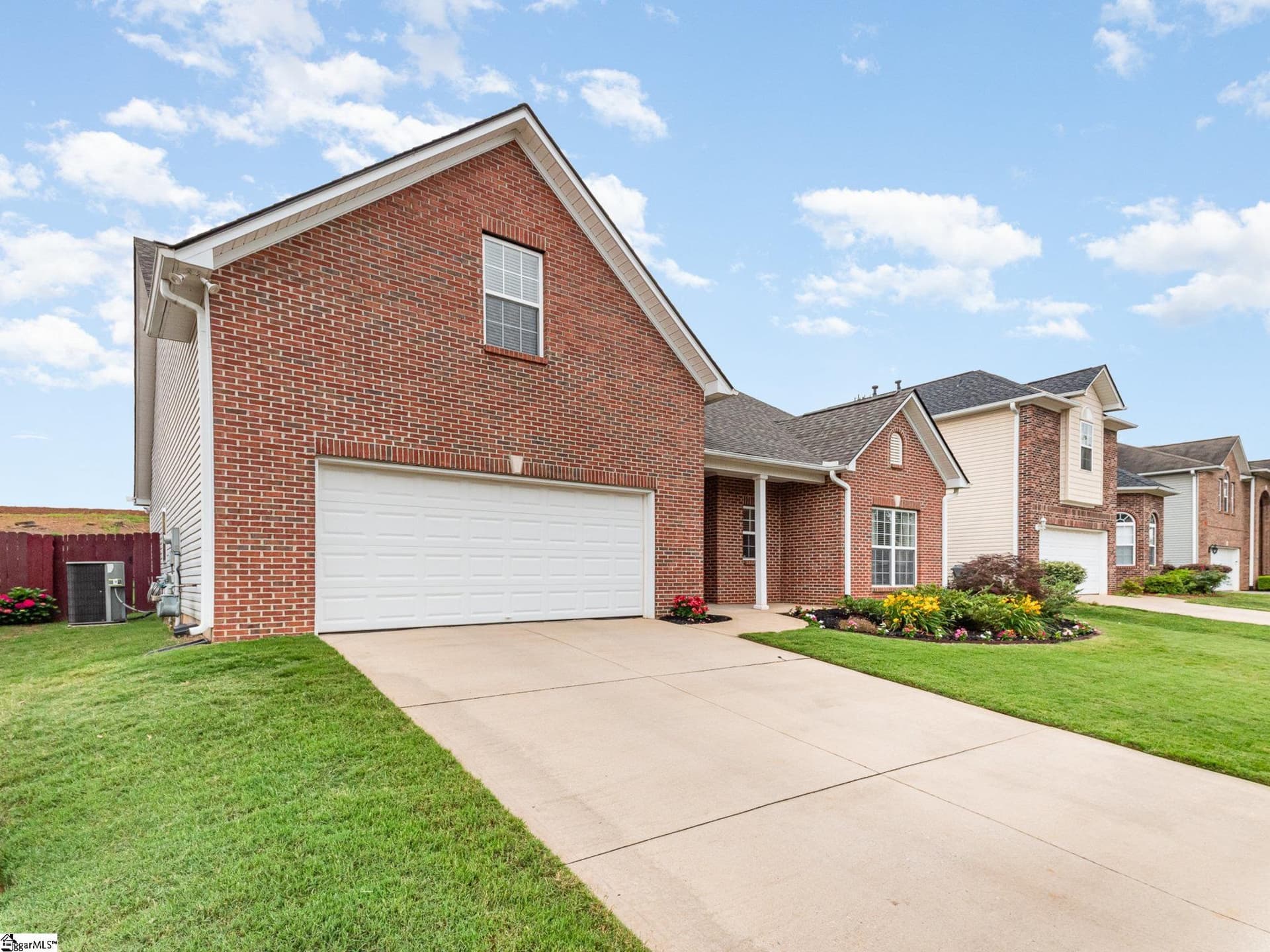 Property image 3 at 438 Melbourne Lane, Spartanburg, SC 29301