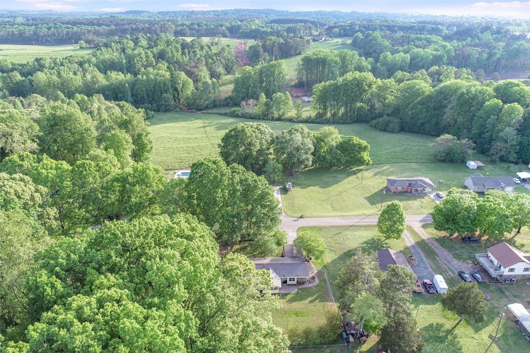 Property image 2 at 111 Eastwood Circle, Westminster, SC 29693