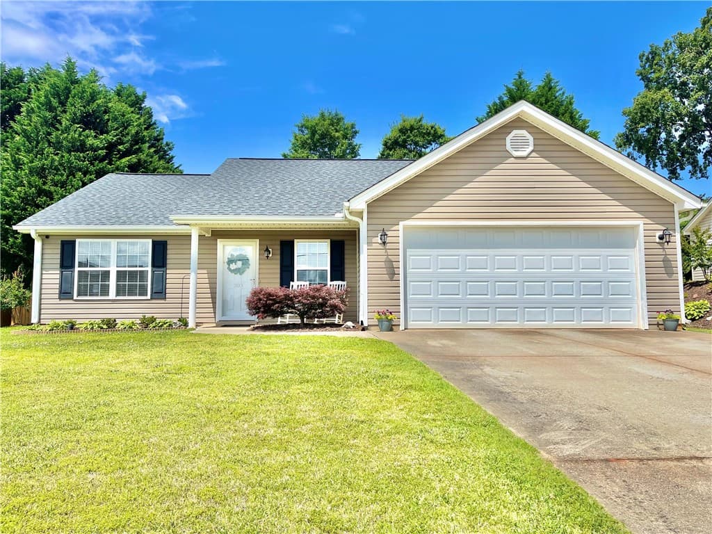 Property image 2 at 303 Lenhardt Road, Easley, SC 29640
