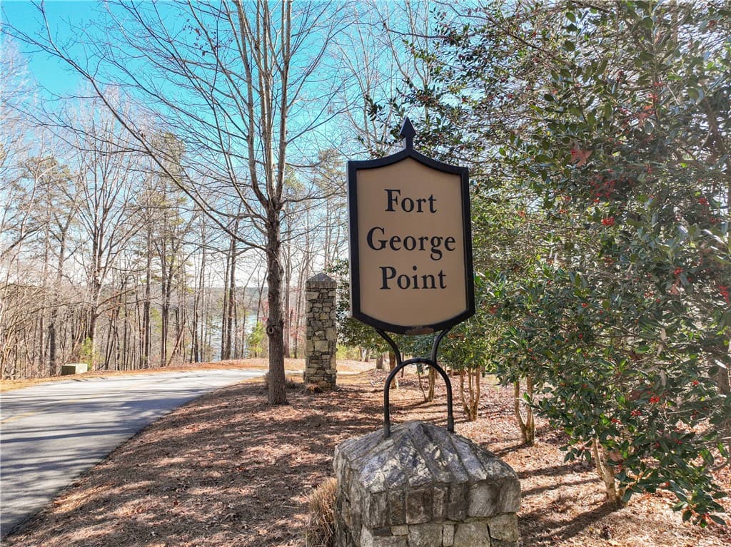 106 E Fort George Way