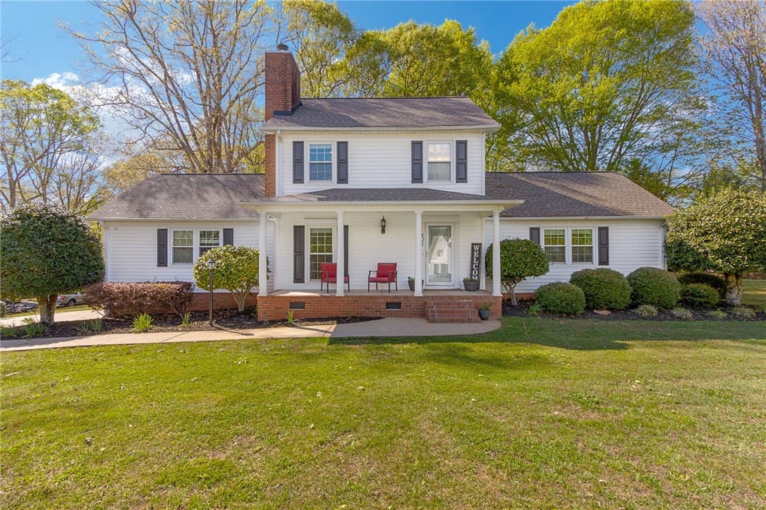 Property image 3 at 401 Hampton Road, Liberty, SC 29657