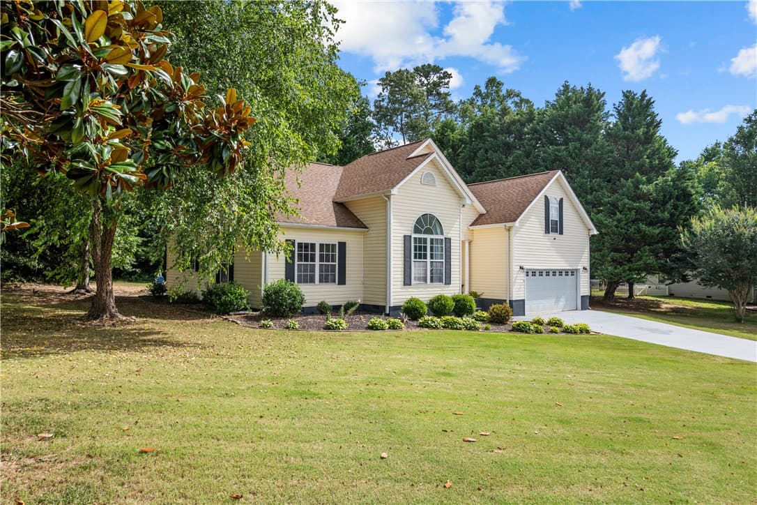 Property image 2 at 731 Britton Street, Anderson, SC 29621