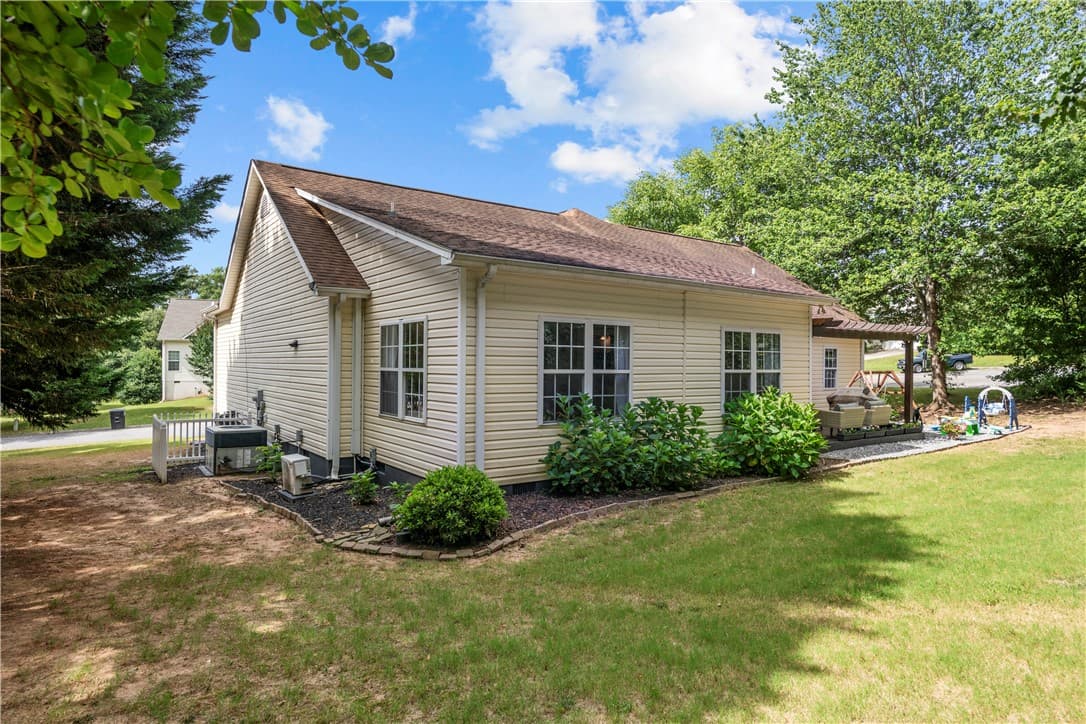 Property image 4 at 731 Britton Street, Anderson, SC 29621